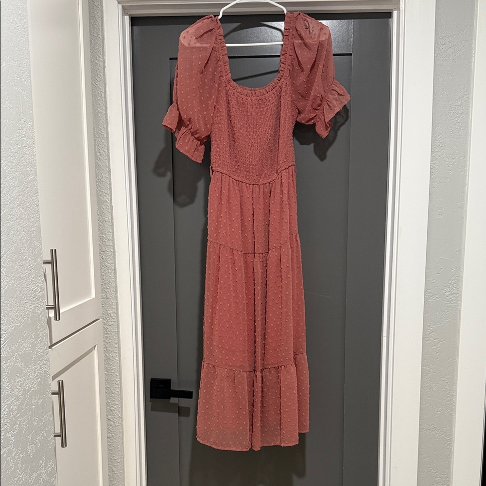 Elegant Pink Women's Dress